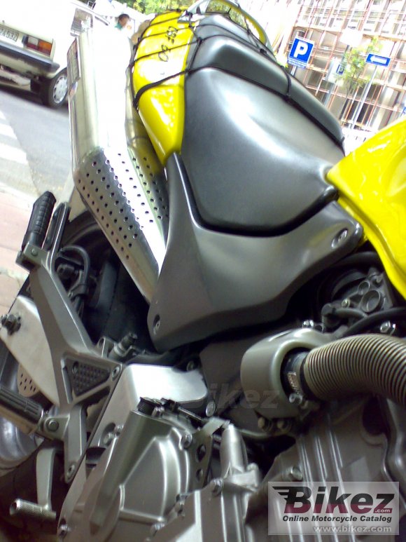 2001 Honda CB 600 F Hornet photo